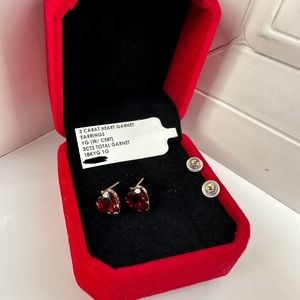 NEW 3 CARAT RED GARNET Authentic Heart Shaped Earrings 18 Real Yellow Gold 1Gram